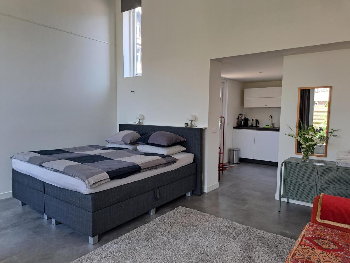 Luxe Ruime Studio Op Unieke, Rustige Locatie Dokkum Esterno foto