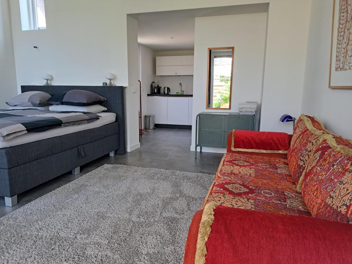 Luxe Ruime Studio Op Unieke, Rustige Locatie Dokkum Esterno foto