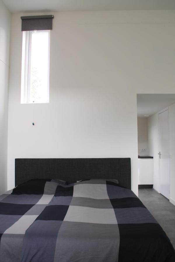 Luxe Ruime Studio Op Unieke, Rustige Locatie Dokkum Esterno foto