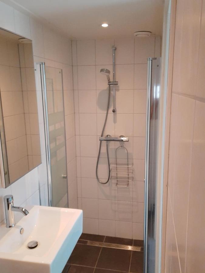 Luxe Ruime Studio Op Unieke, Rustige Locatie Dokkum Esterno foto