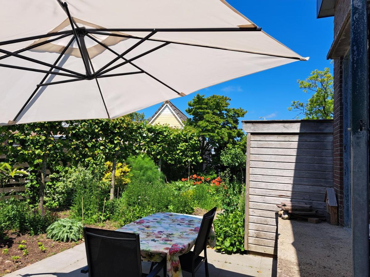 Luxe Ruime Studio Op Unieke, Rustige Locatie Dokkum Esterno foto